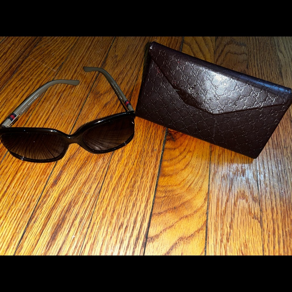 ‼️Womens Gucci Square Glasses 57mm‼️